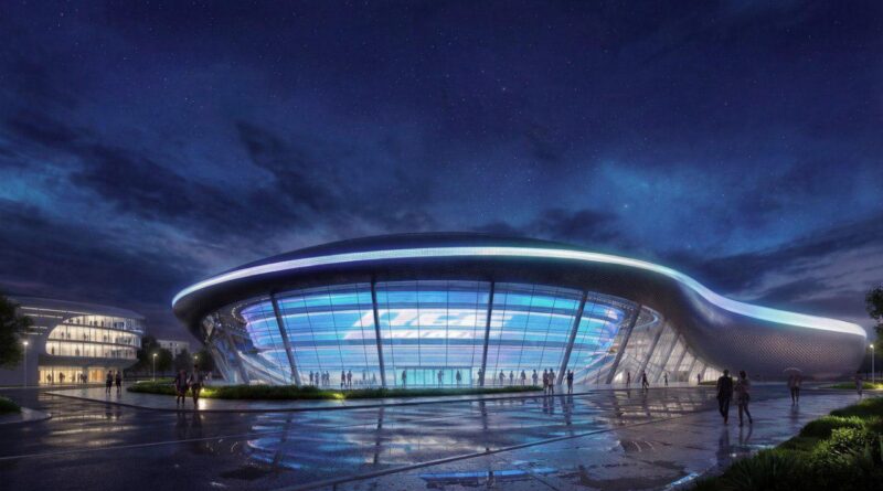 Fachada principal de la Academia de Pádel RMK en Ekaterimburgo con diseño en forma de raqueta y Show-Arena iluminada.